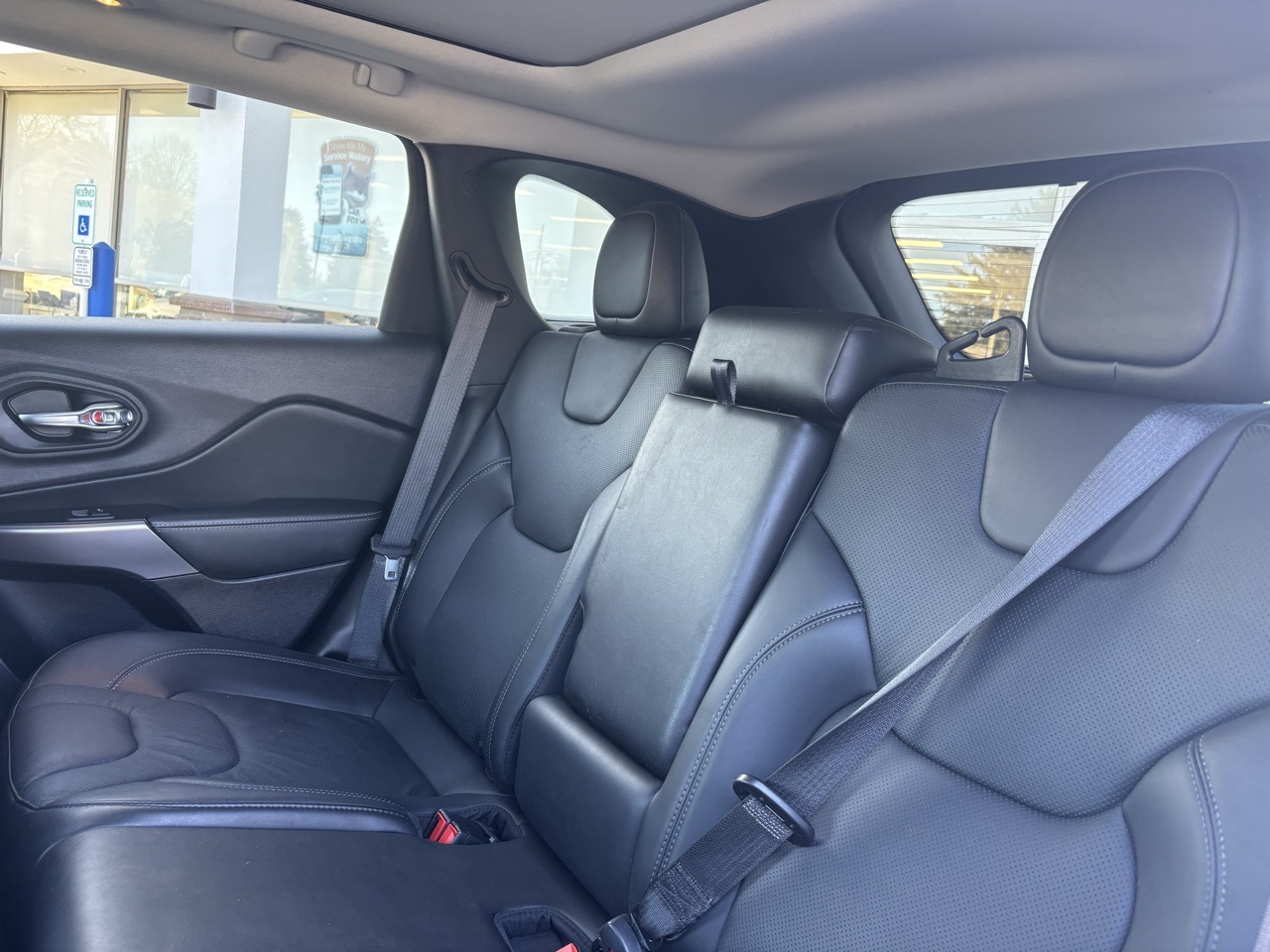 Vehicle image 19 of 20
