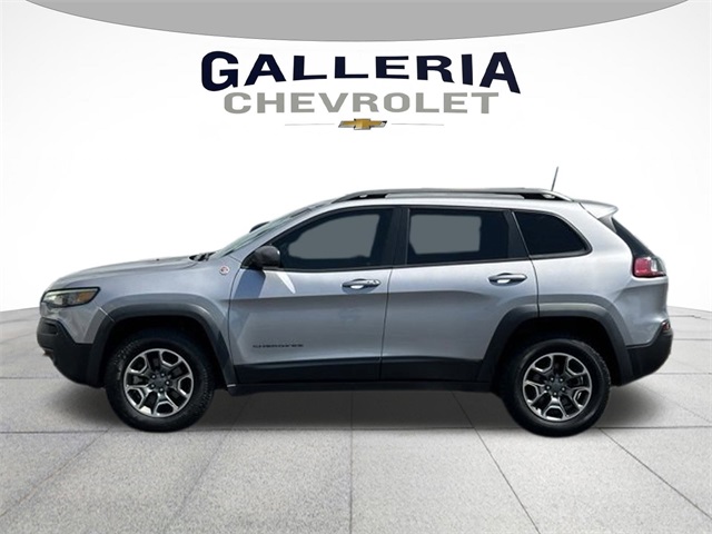 Vehicle image 5 of 32