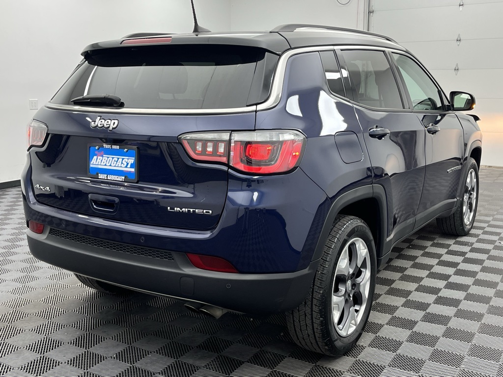 Vehicle image 5 of 34
