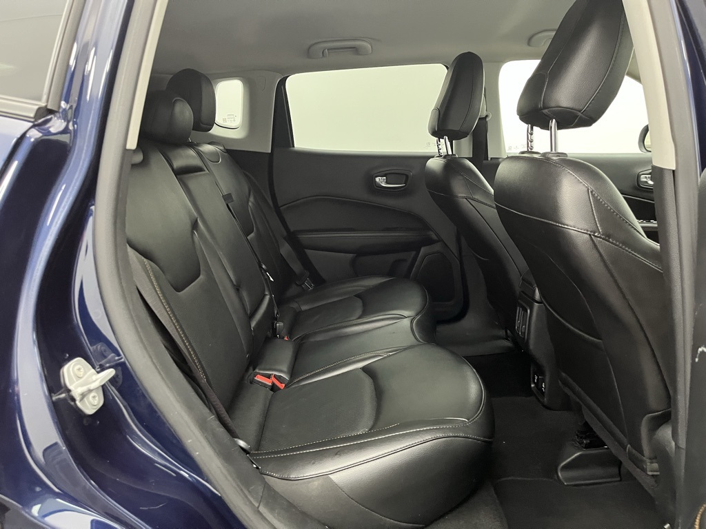 Vehicle image 24 of 34
