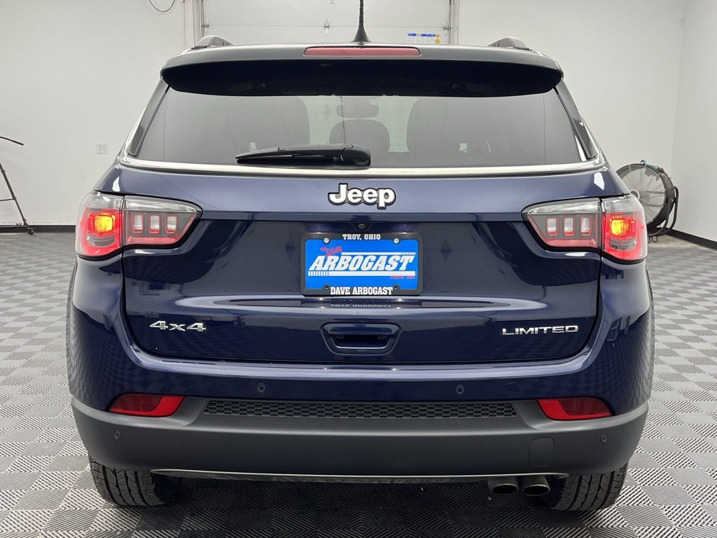 Vehicle image 6 of 34