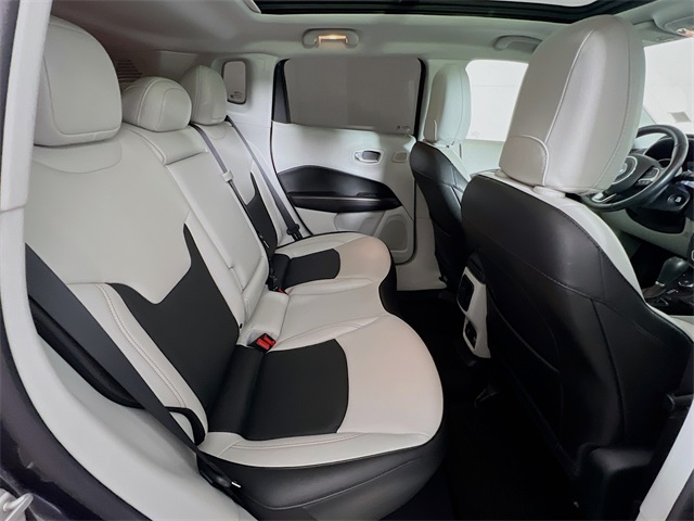 Vehicle image 41 of 41