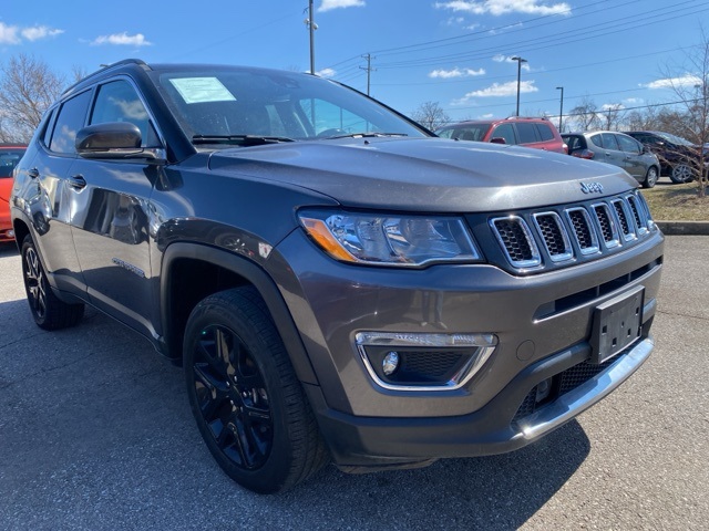 Vehicle image 2 of 33