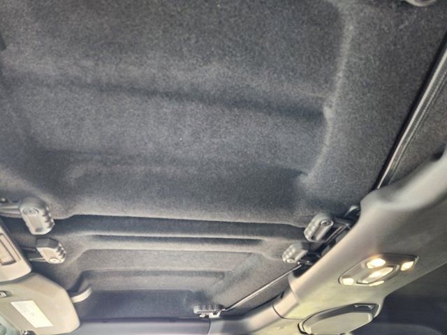 2021 Jeep Gladiator Mojave Image 14 of 33