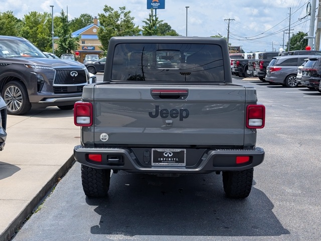 Vehicle image 6 of 30