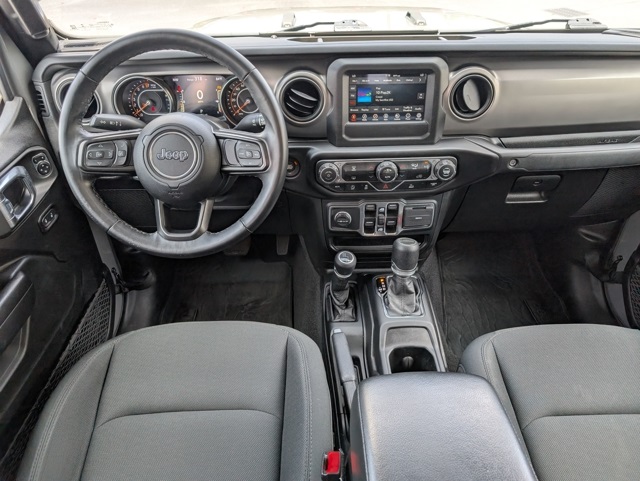 Vehicle image 11 of 30