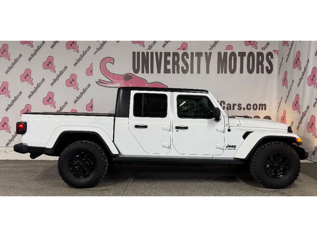 Vehicle image 7 of 26