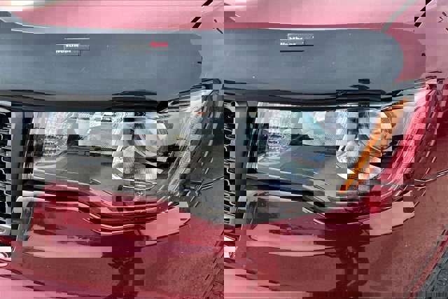 Vehicle image 28 of 39