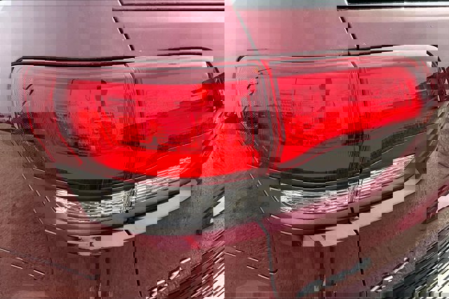 Vehicle image 29 of 39