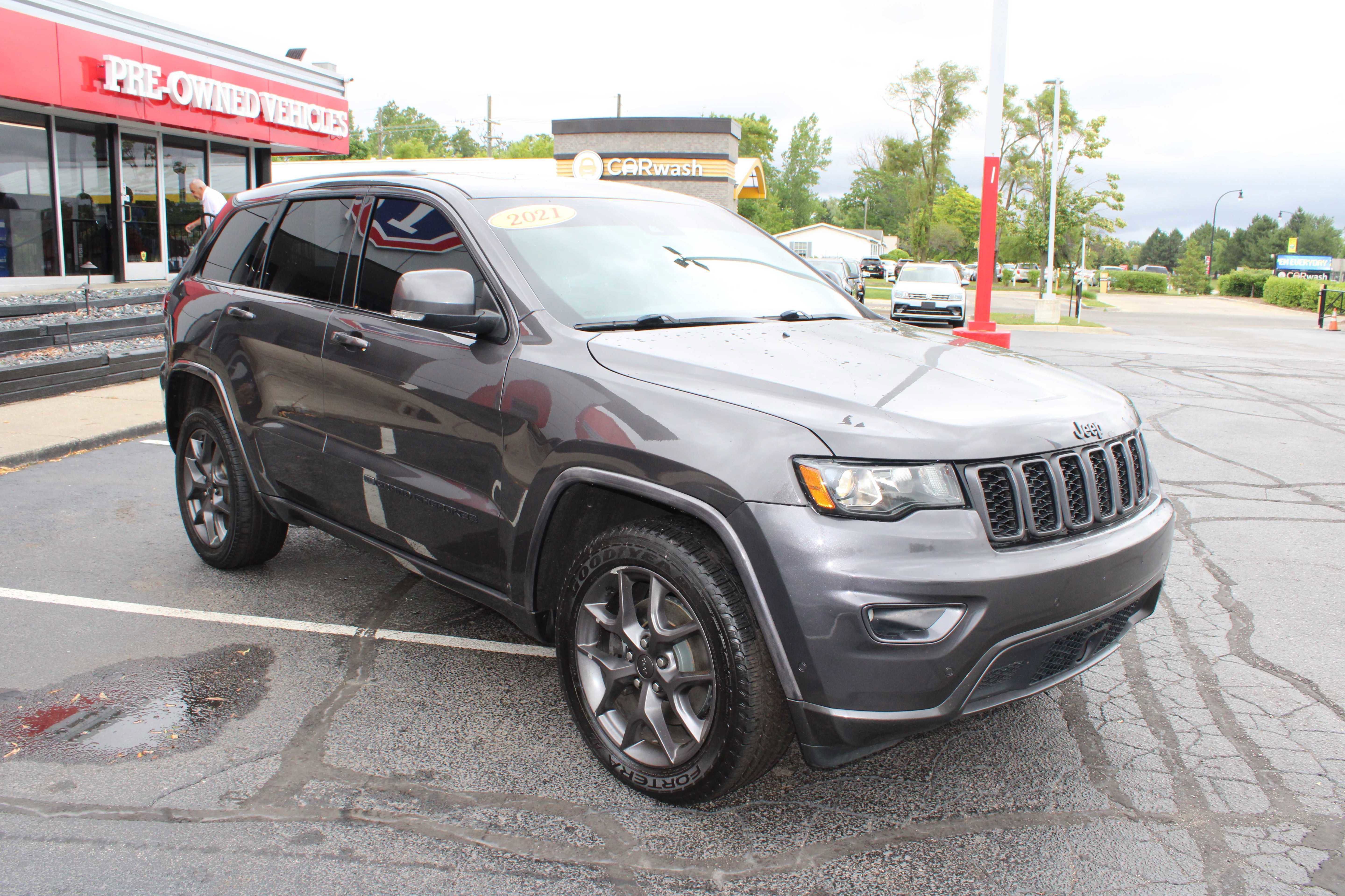 Vehicle image 3 of 26