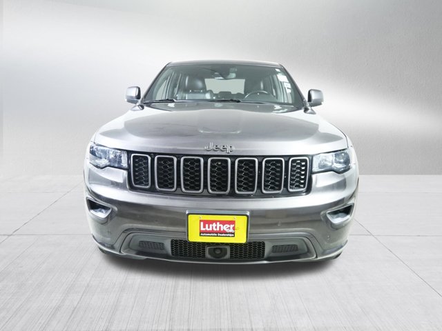 Vehicle image 4 of 42