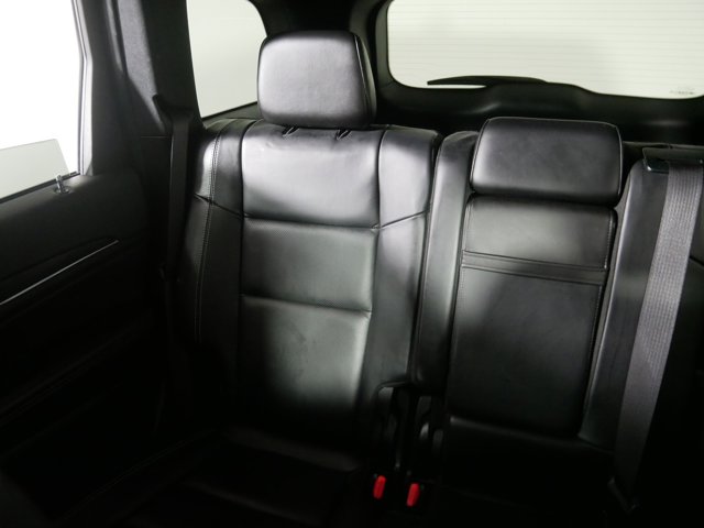 Vehicle image 21 of 42