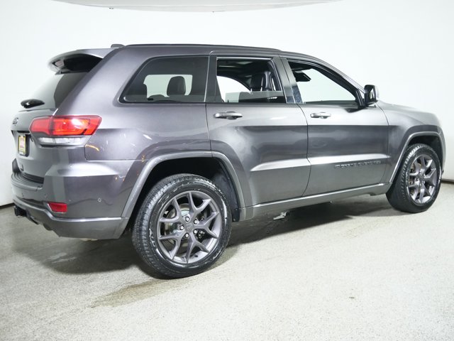 Vehicle image 8 of 42