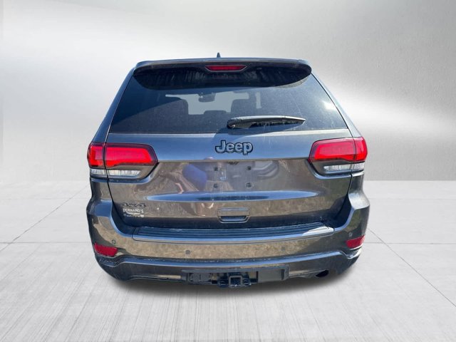 Vehicle image 11 of 42