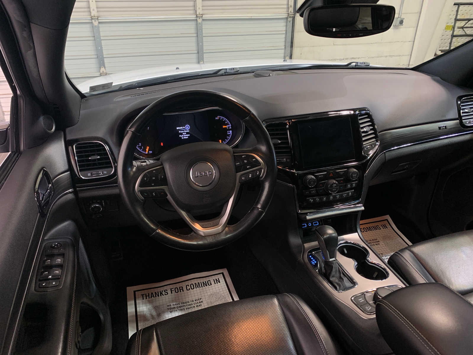 Vehicle image 4 of 11