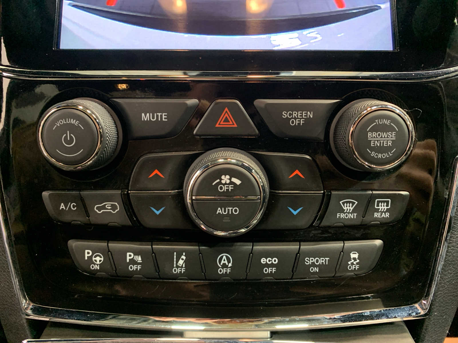 Vehicle image 7 of 11