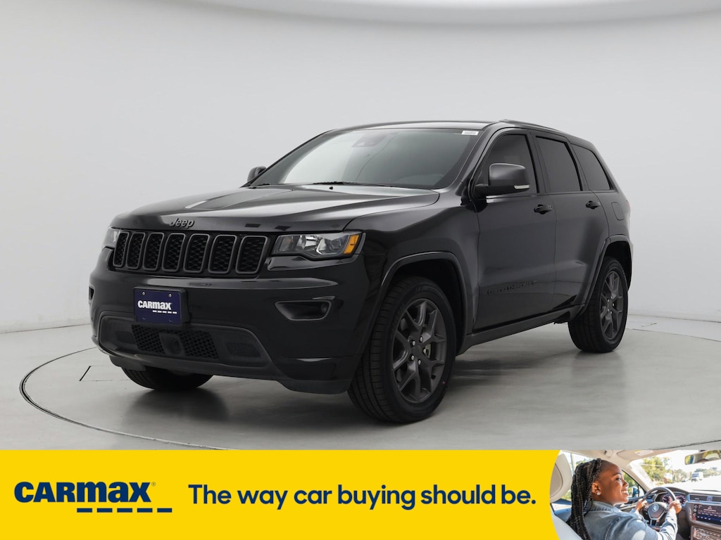 Vehicle image 1 of 32