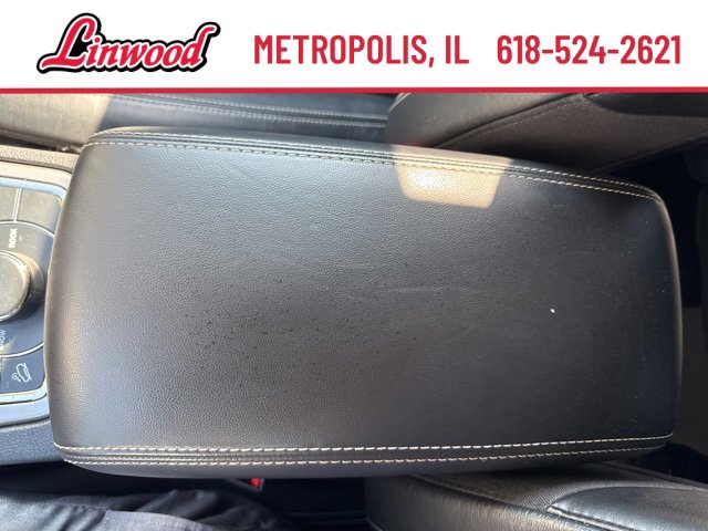 Vehicle image 22 of 40