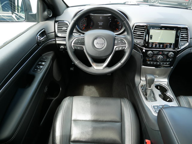 Vehicle image 13 of 31