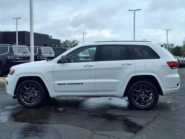 Vehicle image 9 of 29