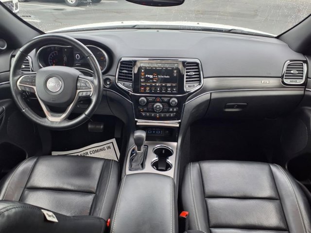 Vehicle image 13 of 29