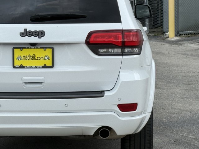 Vehicle image 7 of 30