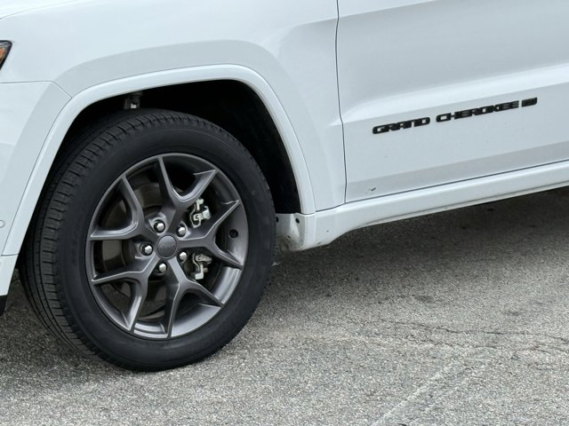 Vehicle image 10 of 30