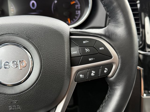 Vehicle image 22 of 30