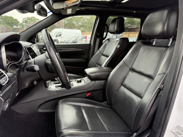 Vehicle image 15 of 30