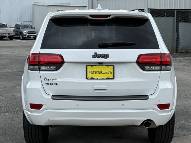 Vehicle image 6 of 30