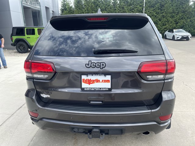 Vehicle image 6 of 42