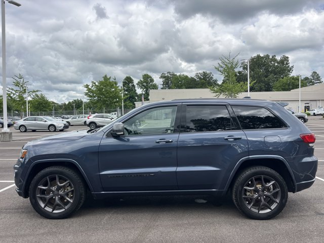 Vehicle image 8 of 22