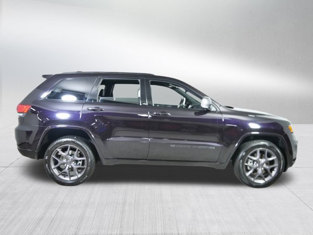 Vehicle image 4 of 33