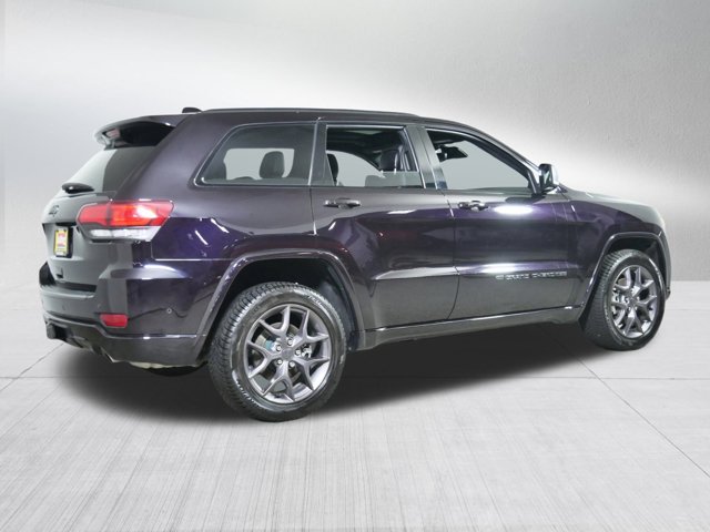Vehicle image 5 of 33