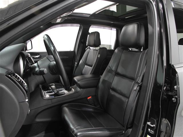 Vehicle image 6 of 25