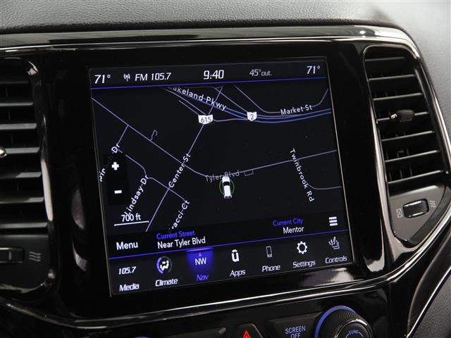Vehicle image 12 of 25