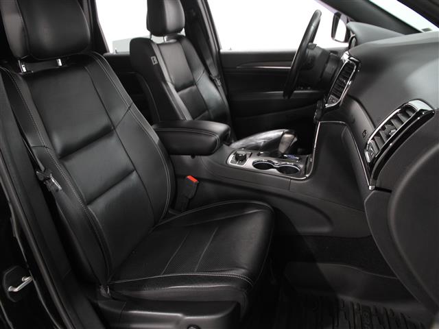 Vehicle image 20 of 25