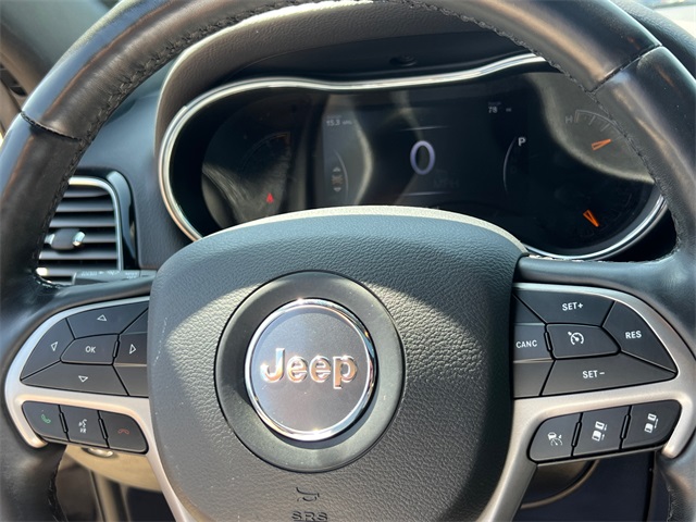 Vehicle image 13 of 34