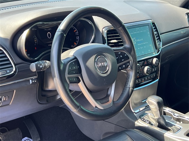 Vehicle image 11 of 34