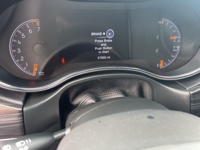 Vehicle image 12 of 32
