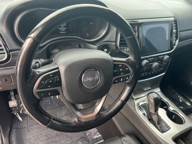 Vehicle image 13 of 32