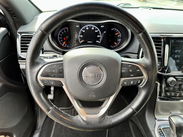 Vehicle image 35 of 38