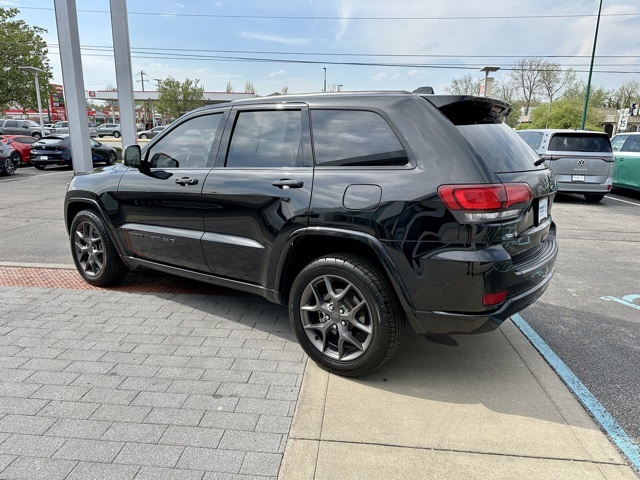 Vehicle image 5 of 38