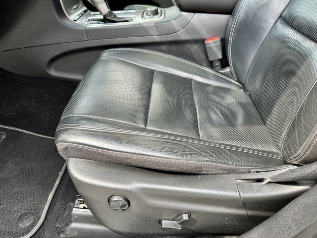 Vehicle image 15 of 38