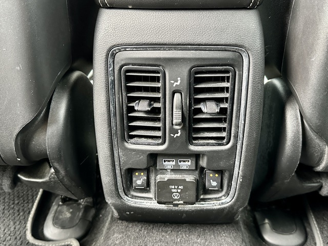 Vehicle image 20 of 38
