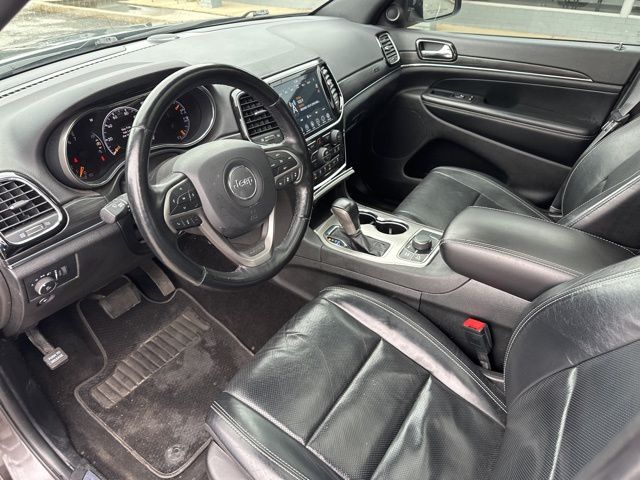 Vehicle image 13 of 41