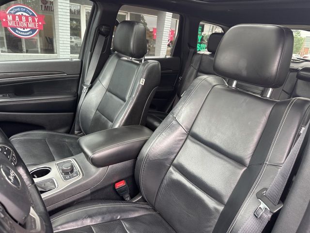 Vehicle image 14 of 41