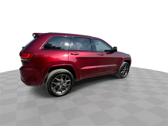 Vehicle image 6 of 33