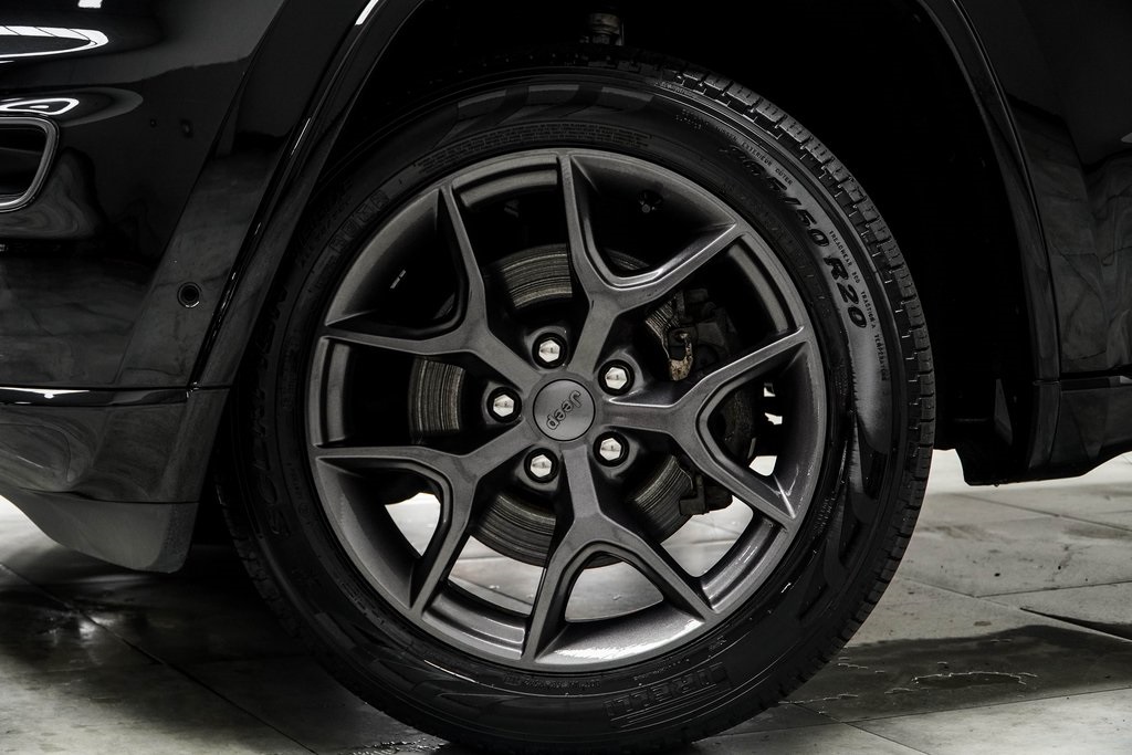 Vehicle image 11 of 39