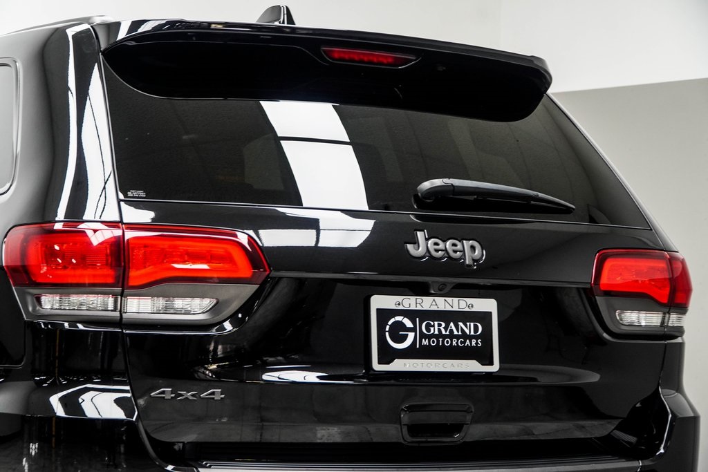 Vehicle image 13 of 39